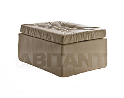 Buy Pouffe lulù P.B.L. di Bova Piero & C 2011 Estero 30.127