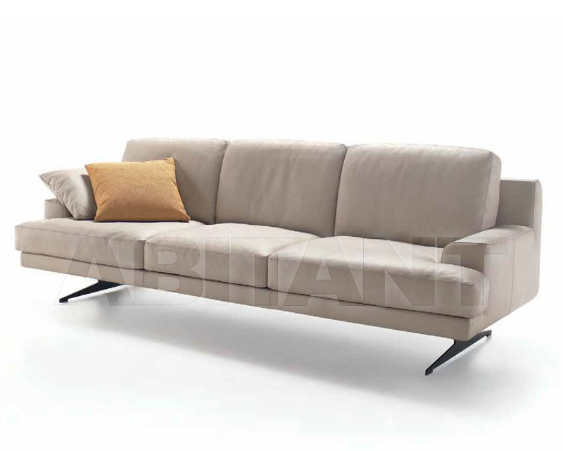 Sofa OXFORD DIVANO MAXI 246 + POUFF 90X70 OXFORD REGULAR price on request Buy Sofa Rosini S.P.A. evolution OXFORD DIVANO MAXI 246 + POUFF 90X70 OXFORD REGULAR