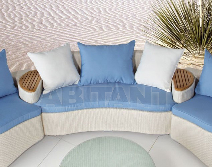 Sofa OCEAN 552 BCO = bianco price on request Buy Sofa OCEAN Contral Outdoor 552 BCO = bianco