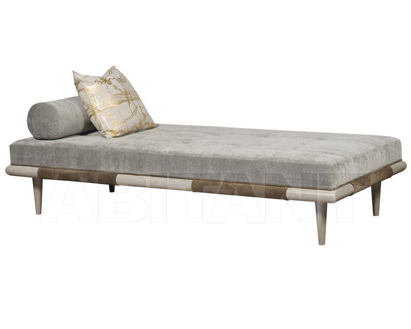 Couch Chatfield 9060-CL price on request Buy Couch Chatfield Vanguard Furniture 2025 9060-CL